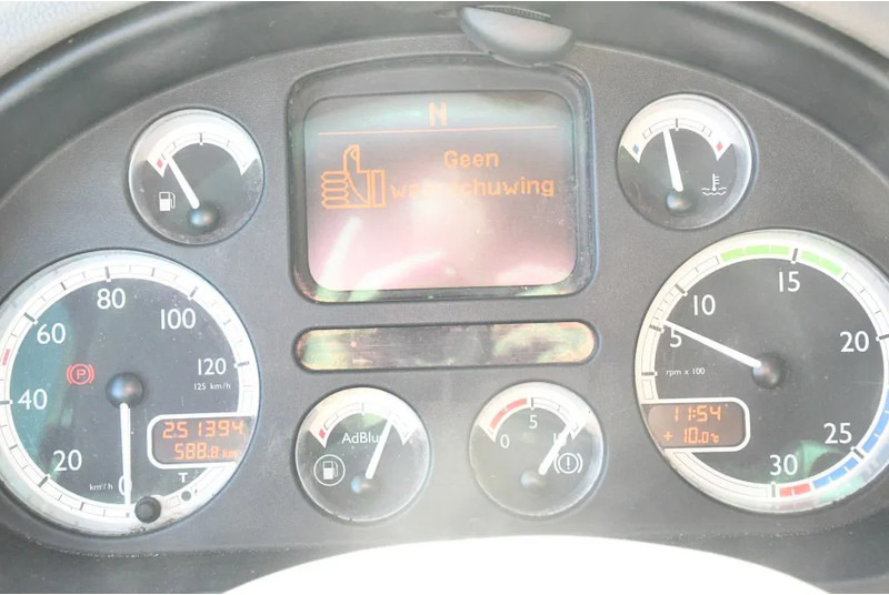 Leasing para DAF CF75/310 FAN !!KRAAN/HAAK!!PERSCONTAINER!!HIGH PRESURRE CLEANING!!HOGEDRUK REINIGING!!HOCH DRUCK WASHEN SYSTEM!!REINIGING!GEJO B DAF CF75/310 FAN !!KRAAN/HAAK!!PERSCONTAINER!!HIGH PRESURRE CLEANING!!HOGEDRUK REINIGING!!HOCH DRUCK WASHEN SYSTEM!!REINIGING!GEJO B: foto 13