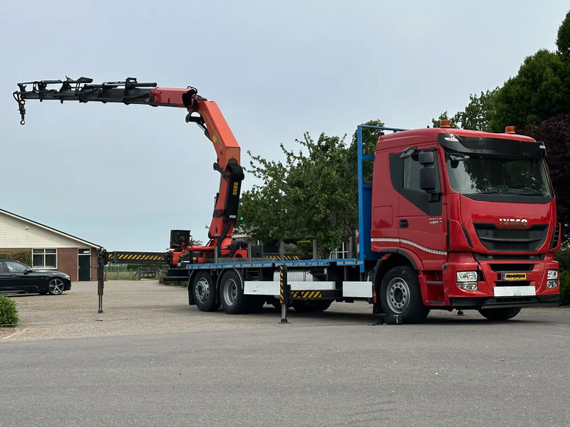 Iveco Stralis 420 !KRAAN/CRANE/GRUE/ Palfinger 42TM!! RADIO REMOTE!! EURO 6!!NL truck! - Camión grúa: foto 1 Iveco Stralis 420 !KRAAN/CRANE/GRUE/ Palfinger 42TM!! RADIO REMOTE!! EURO 6!!NL truck! - Camión grúa: foto 1