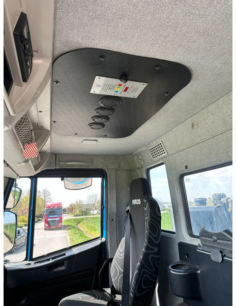 Camión volquete Iveco Trakker 450 10X8 AJK KIPPER/MULTIKAP!!: foto 18