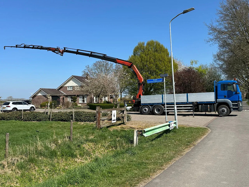 MAN TGA 26.440 6x4 HYDRODRIVE!!PALFINGER 29tm Fly jib/!!!ROOF/DACH/MONTAGE!!MANUTENTION!! CRANE!! - Camión grúa: foto 4 MAN TGA 26.440 6x4 HYDRODRIVE!!PALFINGER 29tm Fly jib/!!!ROOF/DACH/MONTAGE!!MANUTENTION!! CRANE!! - Camión grúa: foto 4