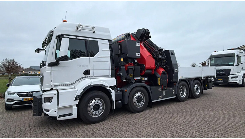 MAN TGS IN ARRIVAL/ COMING IN!!! TGS 35.520!!NEW/NEU PALFINFER 135002 TEC 135TM - Camión grúa: foto 2 MAN TGS IN ARRIVAL/ COMING IN!!! TGS 35.520!!NEW/NEU PALFINFER 135002 TEC 135TM - Camión grúa: foto 2