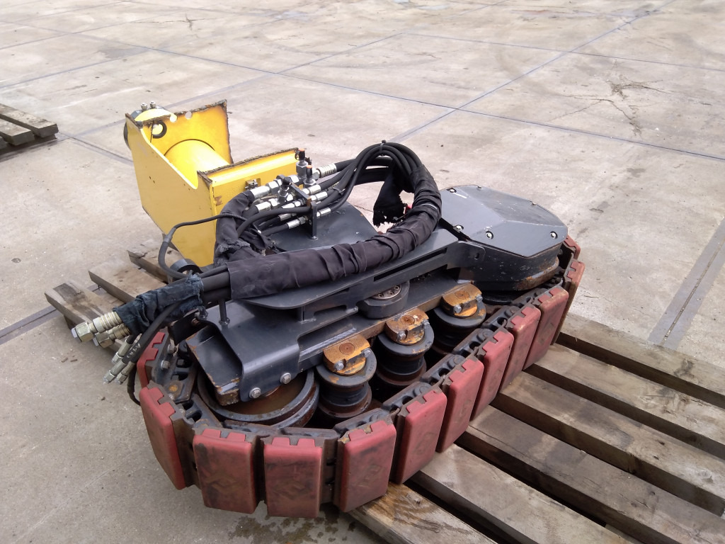 Bomag BM1000-35 - - Piezas del tren de rodaje para Maquinaria de construcción: foto 2 Bomag BM1000-35 - - Piezas del tren de rodaje para Maquinaria de construcción: foto 2