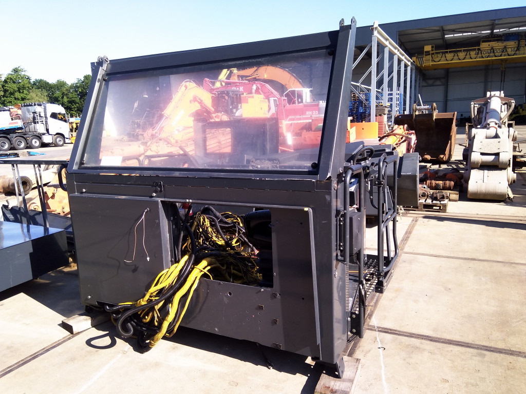 Bomag BM2000-75 - - Carrocería y exterior para Fresadora en frío: foto 3 Bomag BM2000-75 - - Carrocería y exterior para Fresadora en frío: foto 3