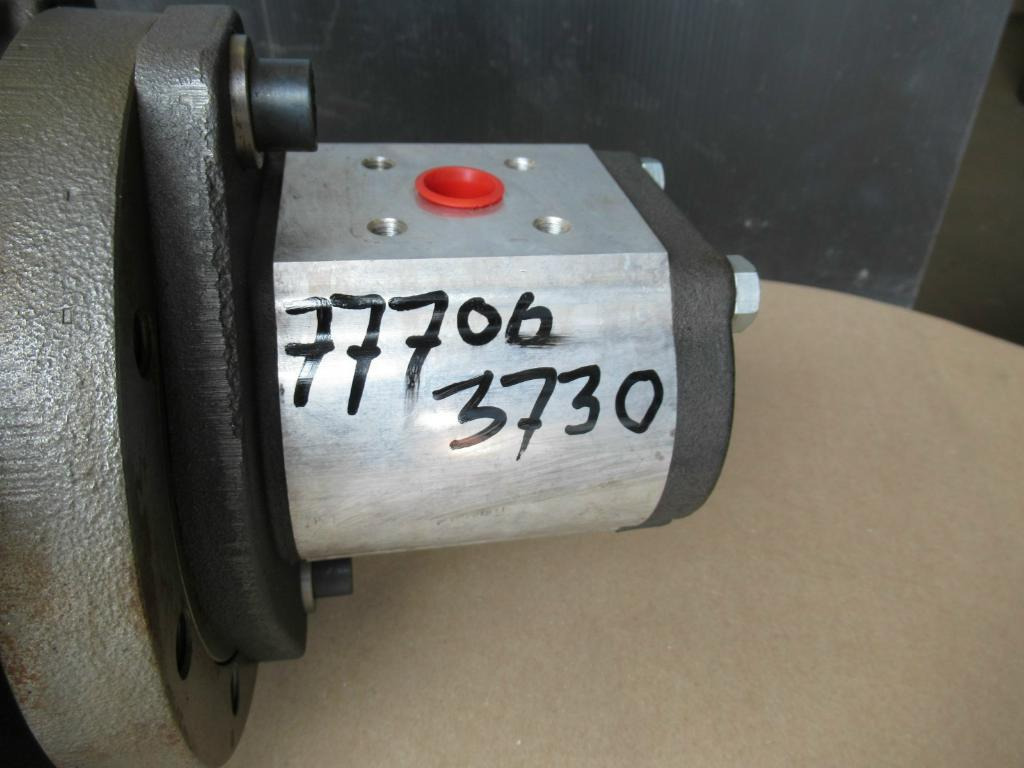 Bosch 0 510 725 363 - - Bomba hidráulica para Maquinaria de construcción: foto 1 Bosch 0 510 725 363 - - Bomba hidráulica para Maquinaria de construcción: foto 1