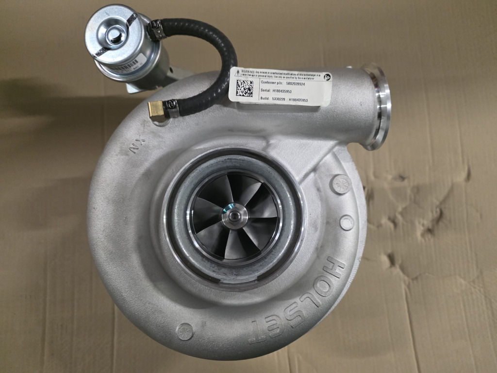 CNH 5802028924 - Turbocompresor para Maquinaria de construcción: foto 1 CNH 5802028924 - Turbocompresor para Maquinaria de construcción: foto 1