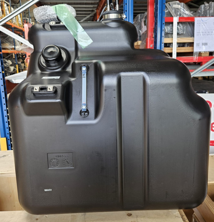 Case KBH17390 - Depósito de combustible para Maquinaria de construcción: foto 1 Case KBH17390 - Depósito de combustible para Maquinaria de construcción: foto 1