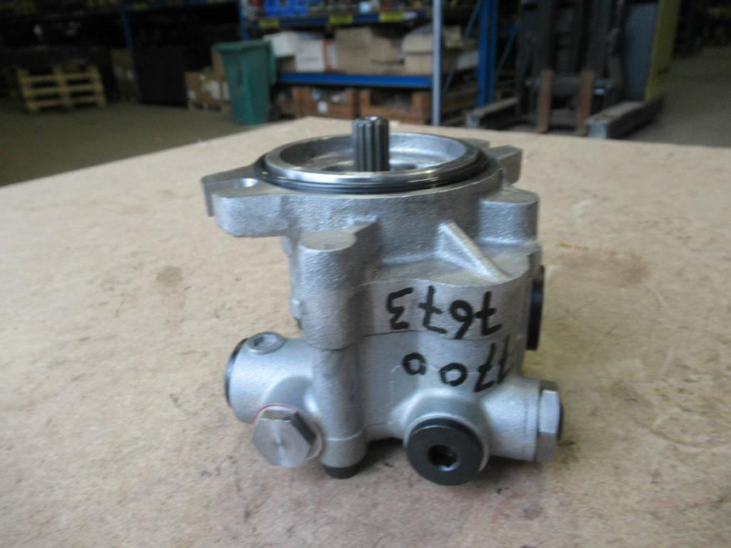 Case KTJ13320 - Bomba de aceite para Maquinaria de construcción: foto 3 Case KTJ13320 - Bomba de aceite para Maquinaria de construcción: foto 3