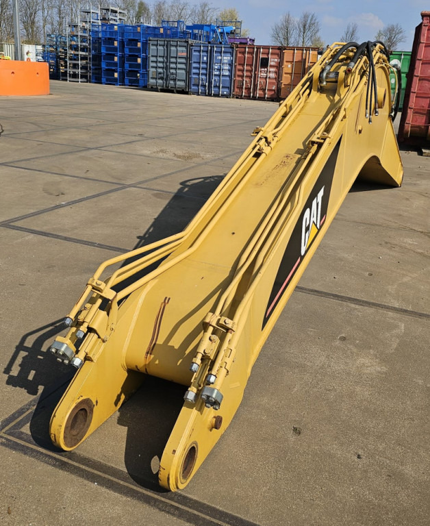Caterpillar 4185112 - Brazo para Maquinaria de construcción: foto 2 Caterpillar 4185112 - Brazo para Maquinaria de construcción: foto 2