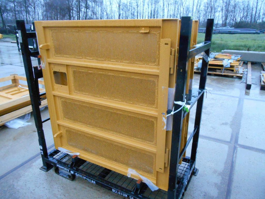 Caterpillar 4336242 - - Puerta y piezas para Maquinaria de construcción: foto 4 Caterpillar 4336242 - - Puerta y piezas para Maquinaria de construcción: foto 4
