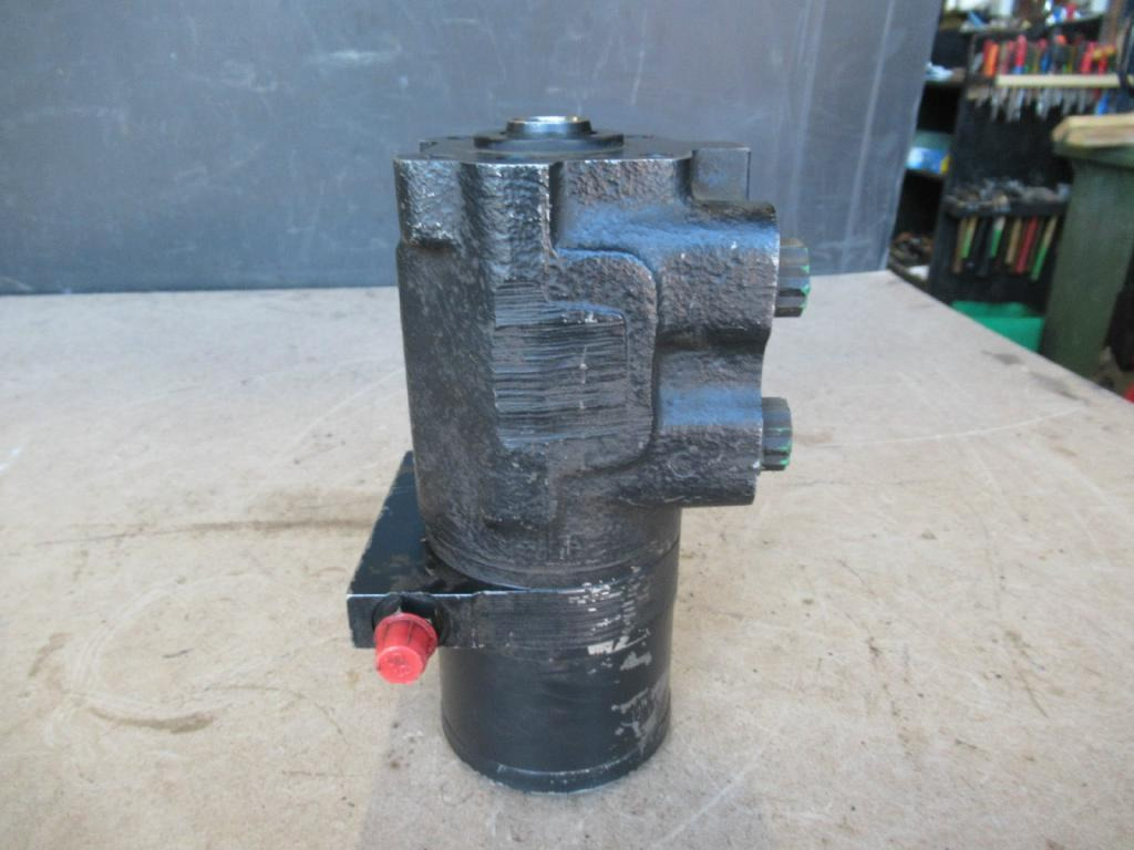 Char-Lynn X2333217002 - - Motor hidráulico para Maquinaria de construcción: foto 4 Char-Lynn X2333217002 - - Motor hidráulico para Maquinaria de construcción: foto 4