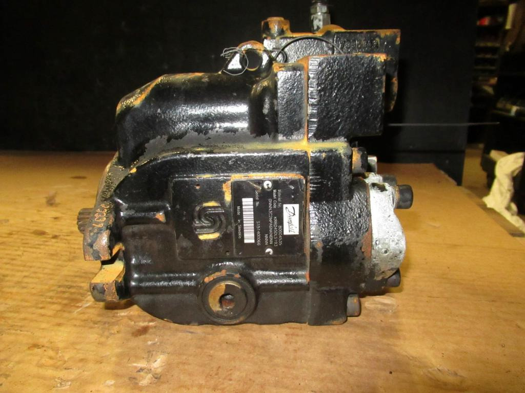 Danfoss KRR045DLS1930NNN3C2NPA6NKNBNN - - Bomba hidráulica para Maquinaria de construcción: foto 2 Danfoss KRR045DLS1930NNN3C2NPA6NKNBNN - - Bomba hidráulica para Maquinaria de construcción: foto 2
