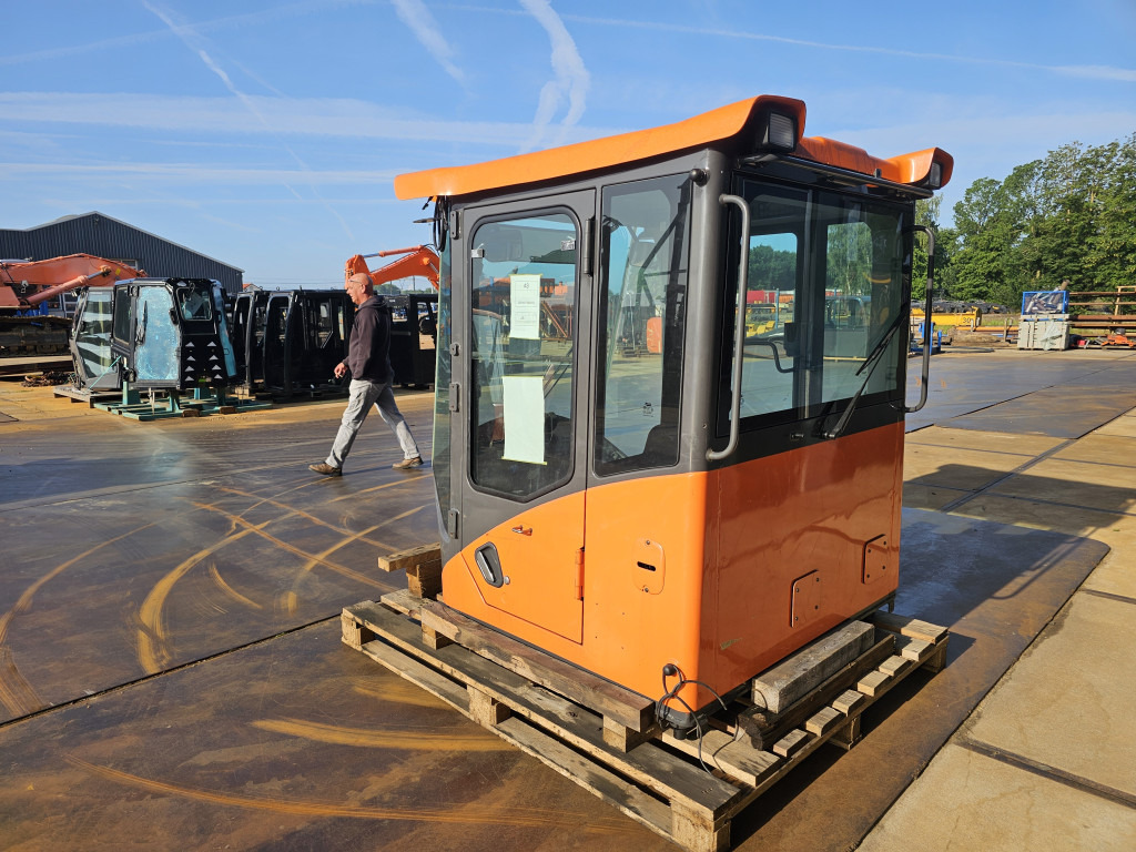 Doosan 220101-00229T - 220101-00229X - Cabina para Maquinaria de construcción: foto 5 Doosan 220101-00229T - 220101-00229X - Cabina para Maquinaria de construcción: foto 5
