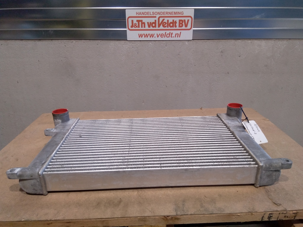 Hitachi 4459212 - Intercooler para Maquinaria de construcción: foto 1 Hitachi 4459212 - Intercooler para Maquinaria de construcción: foto 1