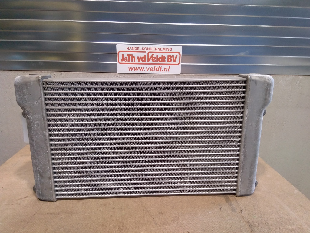 Hitachi 4459212 - Intercooler para Maquinaria de construcción: foto 4 Hitachi 4459212 - Intercooler para Maquinaria de construcción: foto 4