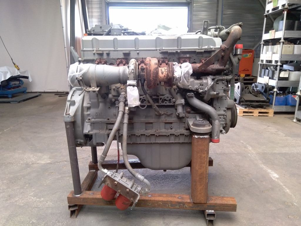 Hitachi 4644223 - 4687458 - Motor para Maquinaria de construcción: foto 3 Hitachi 4644223 - 4687458 - Motor para Maquinaria de construcción: foto 3