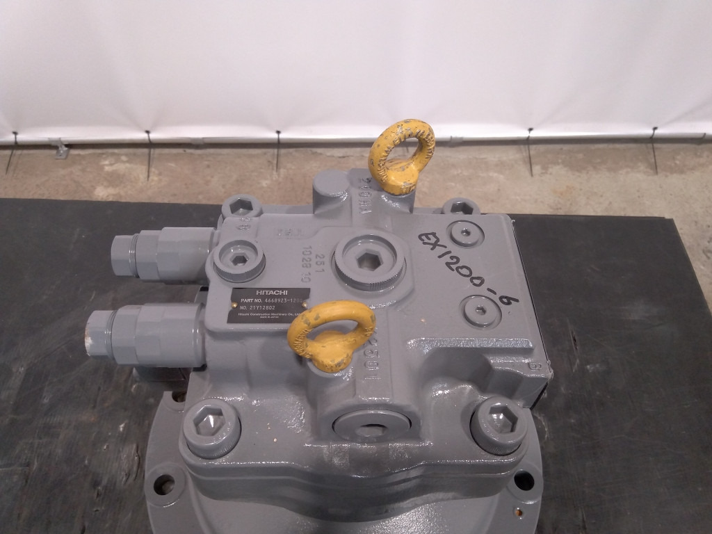 Hitachi 4668923 - 4637117 - Reductor de giro para Maquinaria de construcción: foto 2 Hitachi 4668923 - 4637117 - Reductor de giro para Maquinaria de construcción: foto 2
