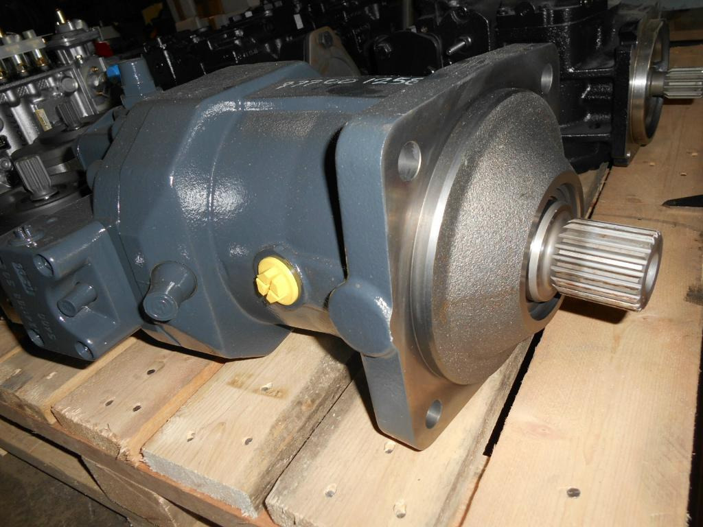 New Holland 8912707 - E195W WE190 WE210 - Motor hidráulico para Maquinaria de construcción: foto 2 New Holland 8912707 - E195W WE190 WE210 - Motor hidráulico para Maquinaria de construcción: foto 2