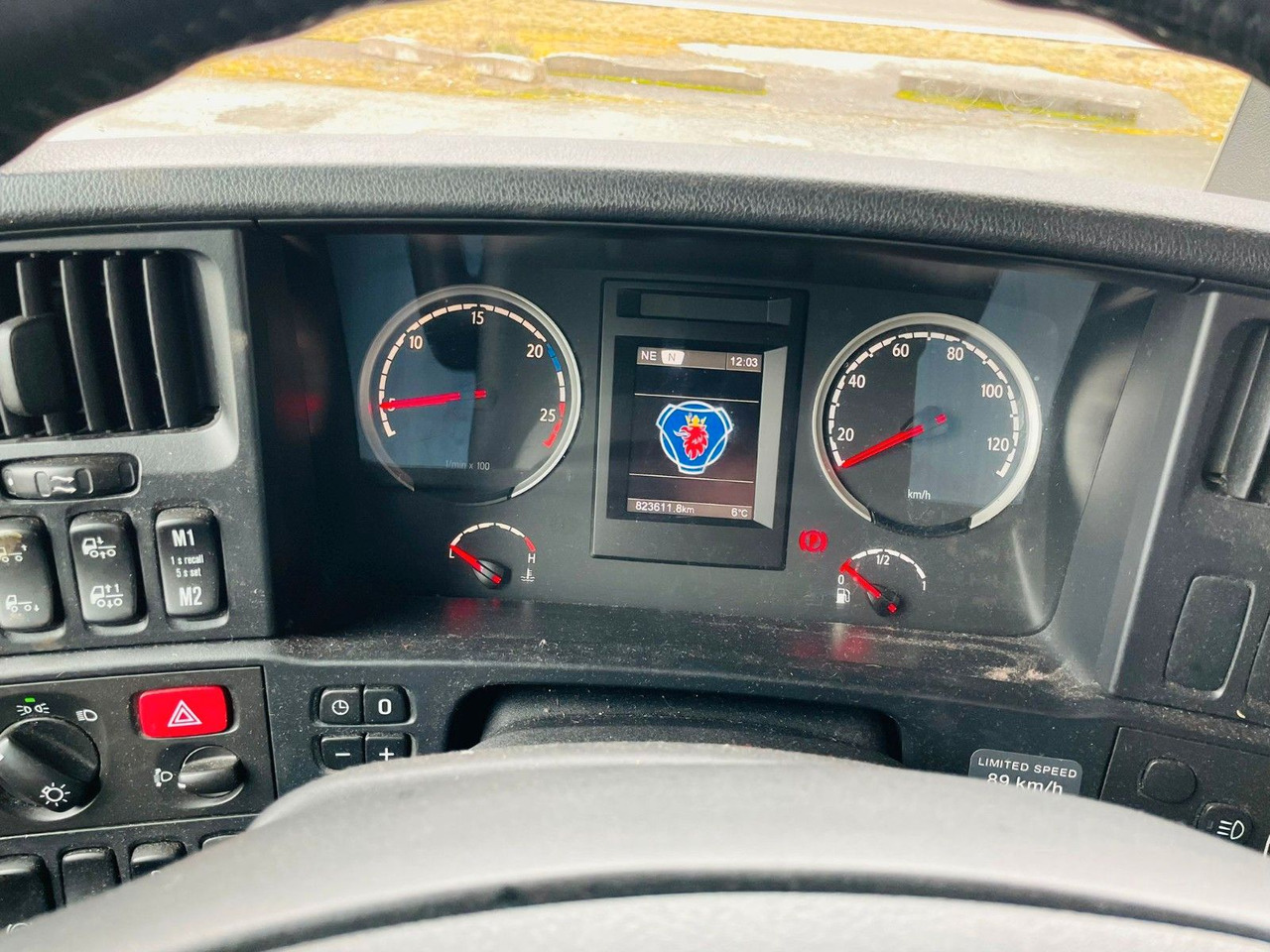 Cabeza tractora Scania R410 euro6 tractor unit: foto 12 Cabeza tractora Scania R410 euro6 tractor unit: foto 12