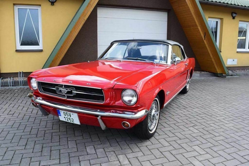 Ford Mustang Cabriolet - Coche: foto 3 Ford Mustang Cabriolet - Coche: foto 3