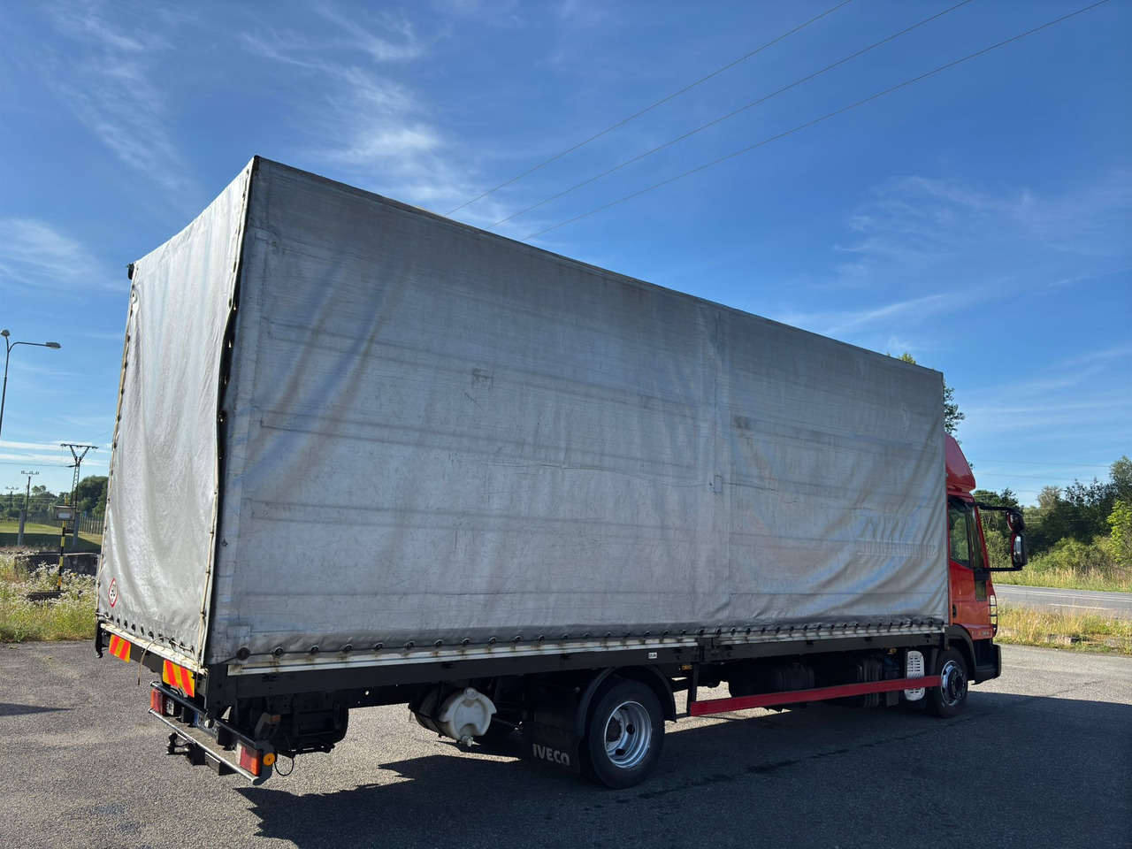 IVECO EuroCargo 160 ML75E16 - Camión lona: foto 3 IVECO EuroCargo 160 ML75E16 - Camión lona: foto 3