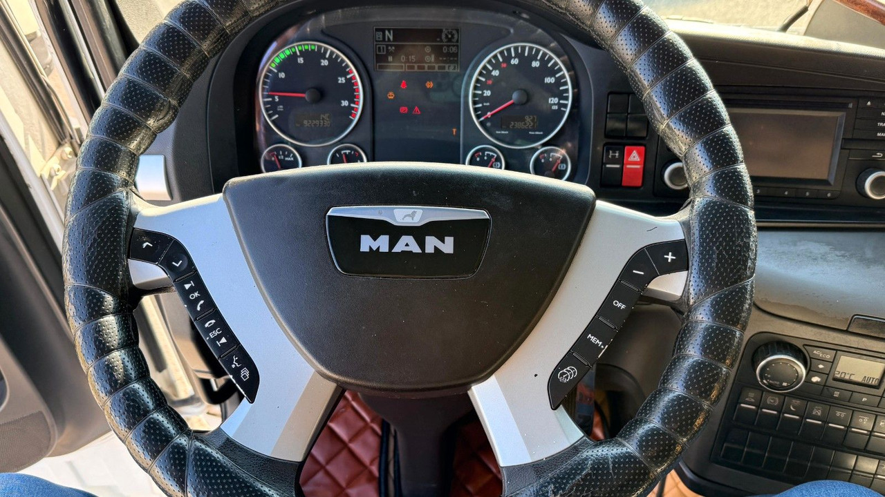 MAN TGX 24.480 - Camión lona: foto 5 MAN TGX 24.480 - Camión lona: foto 5