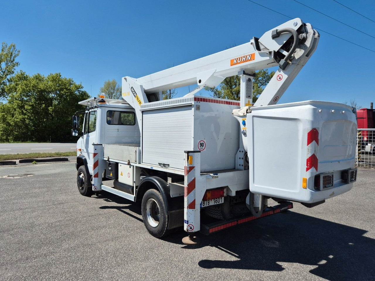 Camión con plataforma elevadora Palfinger TKA 16 - Mercedes-Benz Vario 816 D: foto 6