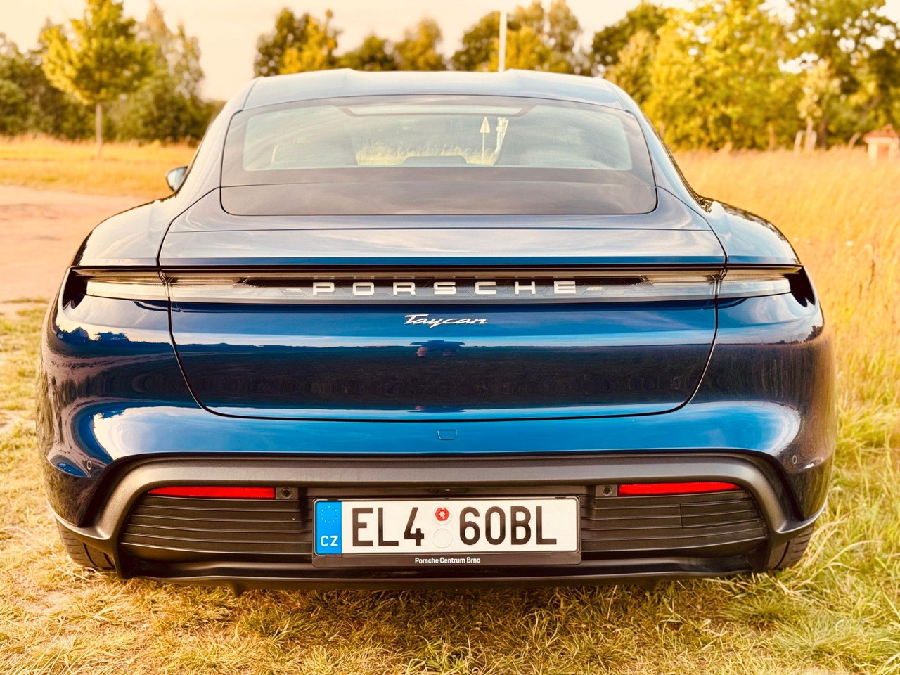 Porsche Taycan CR - Coupé: foto 5 Porsche Taycan CR - Coupé: foto 5