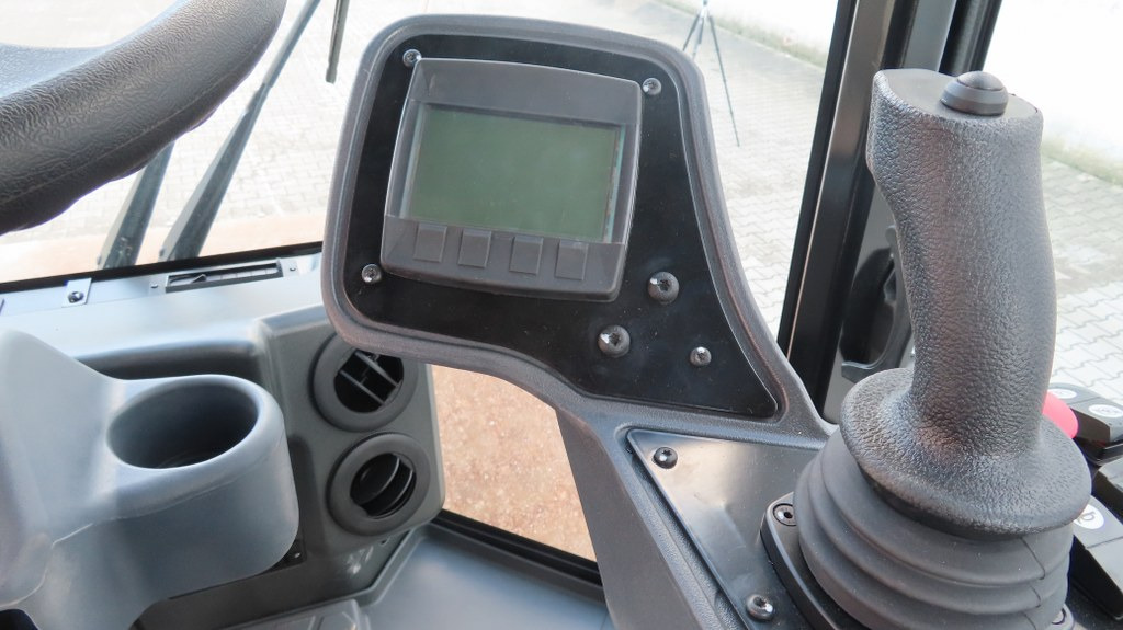 Compactador Caterpillar CS66B: foto 16