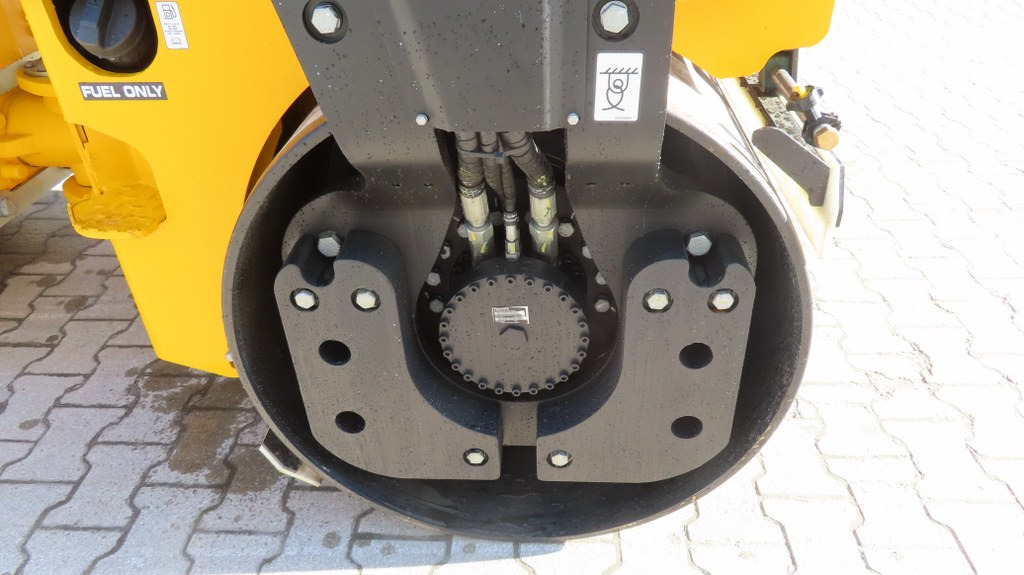 Apisonadora de asfalto JCB CT430-140: foto 11
