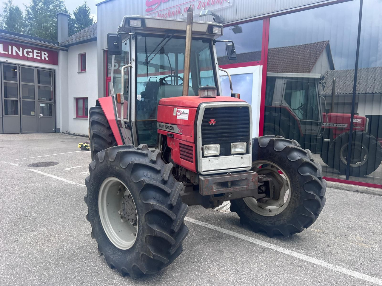 Massey Ferguson 3065-4 Super - Tractor: foto 1 Massey Ferguson 3065-4 Super - Tractor: foto 1
