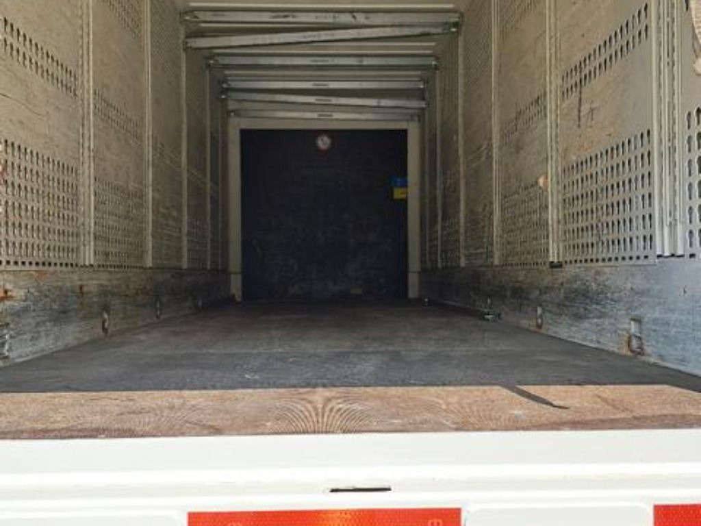 Krone Heck Alu.- Rolltor - Caja cerrada: foto 5 Krone Heck Alu.- Rolltor - Caja cerrada: foto 5