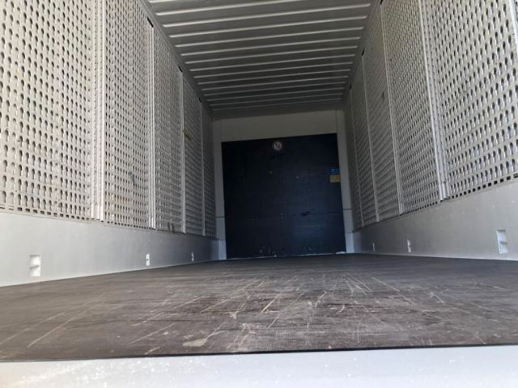 Krone Heck-Portaltüren - Caja cerrada: foto 5 Krone Heck-Portaltüren - Caja cerrada: foto 5