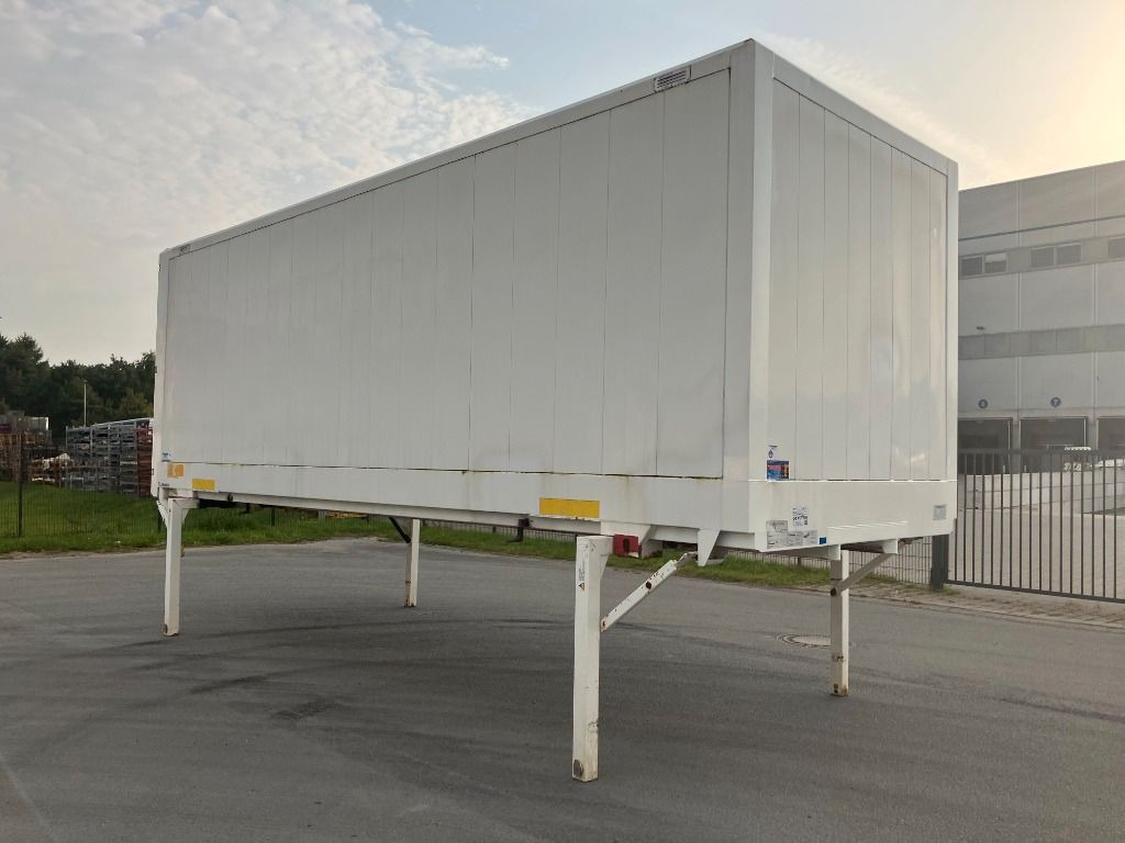 Krone Wechselbrücke Koffer - Caja cerrada: foto 2 Krone Wechselbrücke Koffer - Caja cerrada: foto 2