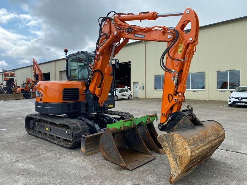 Doosan DX 85 R - Excavadora de cadenas: foto 3 Doosan DX 85 R - Excavadora de cadenas: foto 3