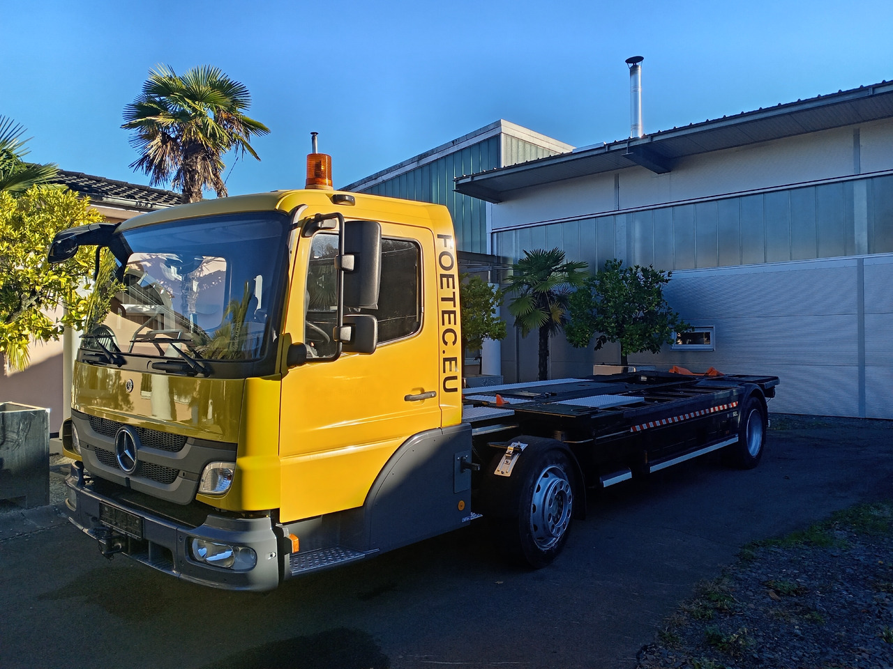 Kamag Mercedes-Benz Kamag Wiesel / WBH25 / KB3659 / mit Ganrantie - Camión portacontenedore/ Intercambiable: foto 2 Kamag Mercedes-Benz Kamag Wiesel / WBH25 / KB3659 / mit Ganrantie - Camión portacontenedore/ Intercambiable: foto 2