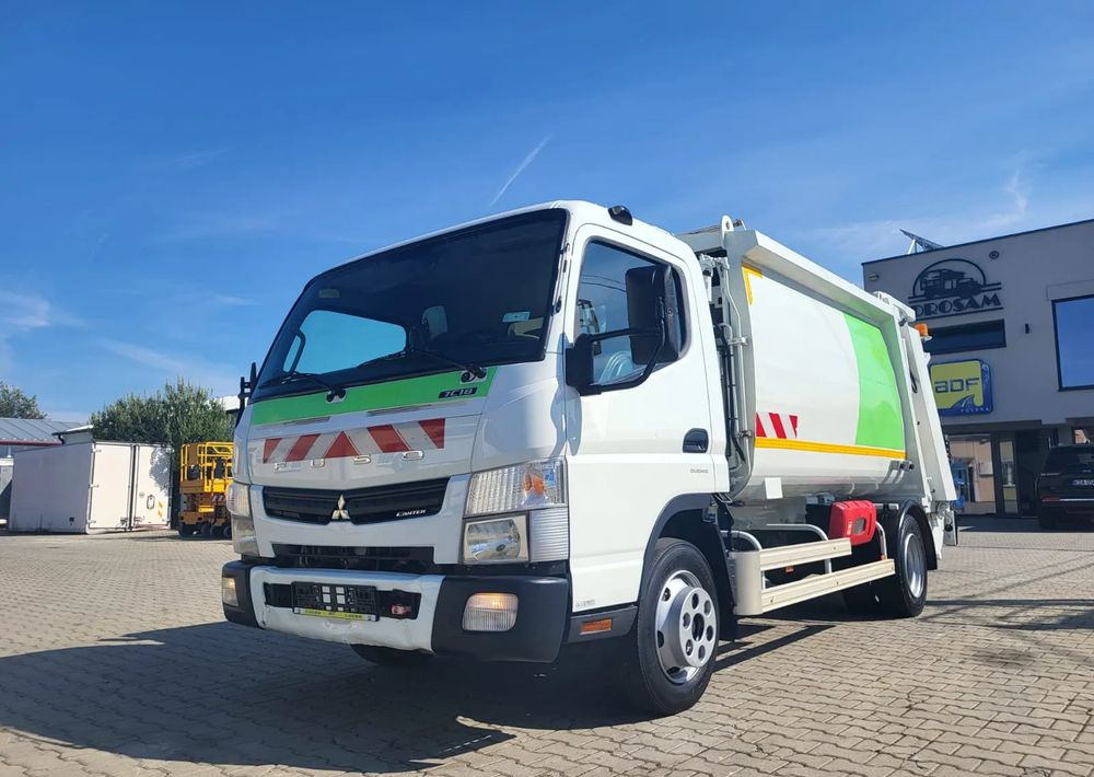 Mitsubishi Fuso Canter - Camión de basura: foto 1 Mitsubishi Fuso Canter - Camión de basura: foto 1