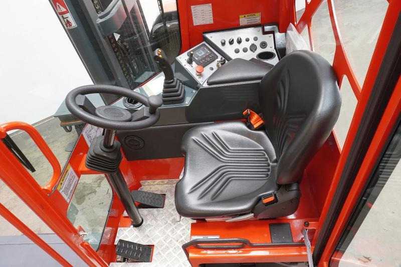 Combilift C4000 - Carretilla de 4 vías: foto 3 Combilift C4000 - Carretilla de 4 vías: foto 3