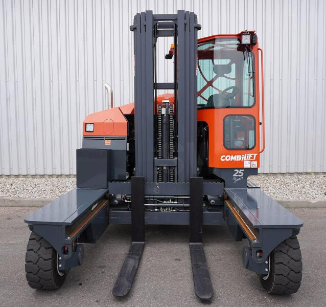 Combilift C5000XL - Carretilla de 4 vías: foto 4 Combilift C5000XL - Carretilla de 4 vías: foto 4