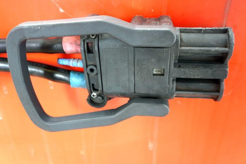 GRUMA 24 Volt 4 PzS 620 Ah - Acumulador: foto 4 GRUMA 24 Volt 4 PzS 620 Ah - Acumulador: foto 4