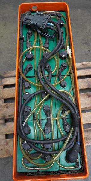 GRUMA 24 Volt 4 PzS 620 Ah - Acumulador para Equipo de manutención: foto 3 GRUMA 24 Volt 4 PzS 620 Ah - Acumulador para Equipo de manutención: foto 3