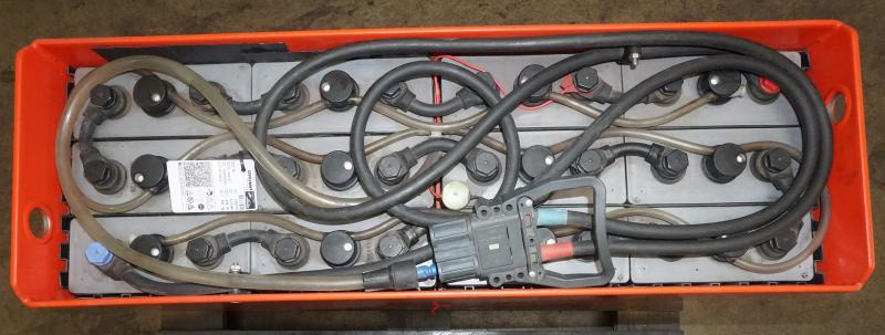GRUMA 24 Volt 4 PzS 620 Ah - Acumulador: foto 3 GRUMA 24 Volt 4 PzS 620 Ah - Acumulador: foto 3