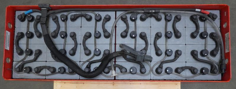 GRUMA 48 Volt 5 PzS 775 Ah - Acumulador para Equipo de manutención: foto 3 GRUMA 48 Volt 5 PzS 775 Ah - Acumulador para Equipo de manutención: foto 3