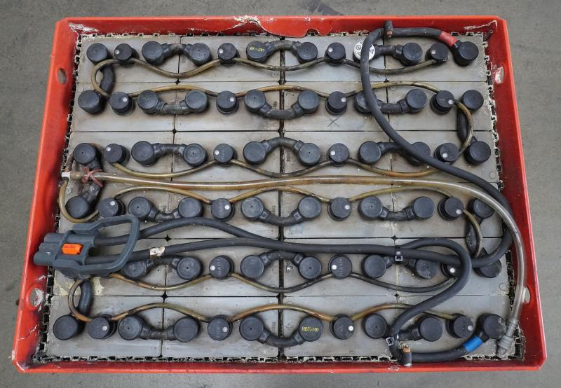 GRUMA 48 Volt 5 PzS 775 Ah - Acumulador para Equipo de manutención: foto 3 GRUMA 48 Volt 5 PzS 775 Ah - Acumulador para Equipo de manutención: foto 3