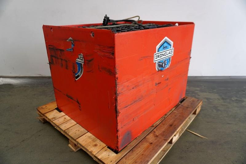 GRUMA 80 Volt 5 PzQ 860 Ah - Acumulador para Equipo de manutención: foto 2 GRUMA 80 Volt 5 PzQ 860 Ah - Acumulador para Equipo de manutención: foto 2