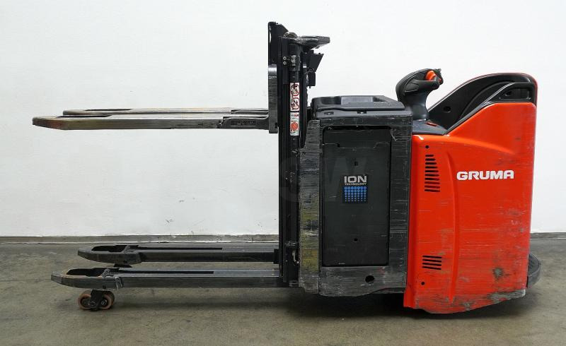 Linde D 12 HP SP ION 133-00 - Apilador: foto 4 Linde D 12 HP SP ION 133-00 - Apilador: foto 4
