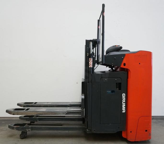 Linde D 12 SF ION 1164 - Apilador: foto 4 Linde D 12 SF ION 1164 - Apilador: foto 4