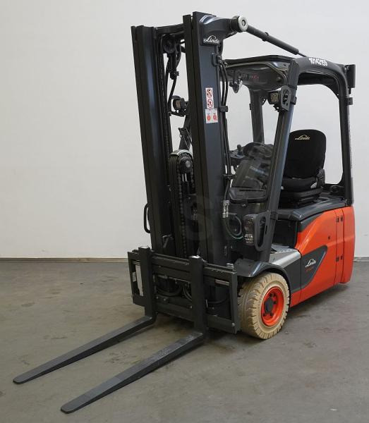 Linde E 14 EVO 386-02 - Carretilla elevadora eléctrica: foto 1 Linde E 14 EVO 386-02 - Carretilla elevadora eléctrica: foto 1