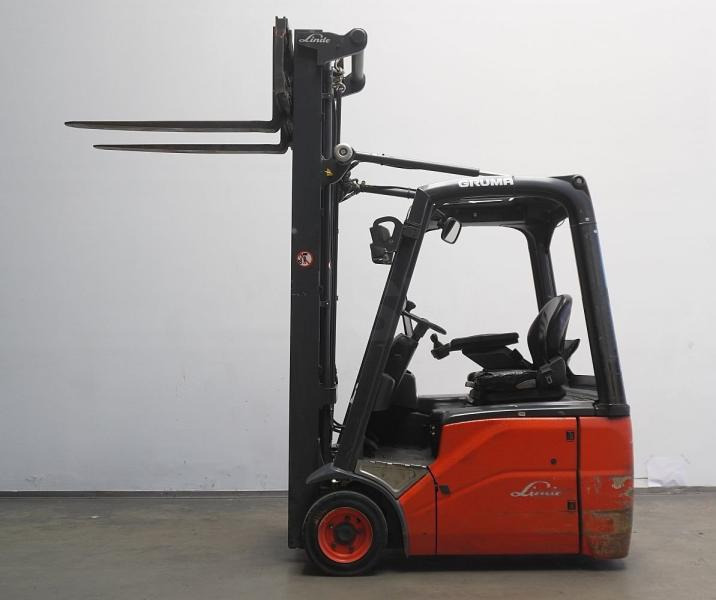 Linde E 15 386 - Carretilla elevadora eléctrica: foto 4 Linde E 15 386 - Carretilla elevadora eléctrica: foto 4