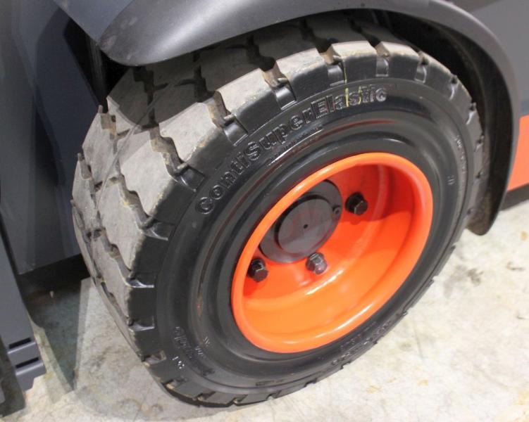 Carretilla elevadora eléctrica Linde E 18 PH EVO 386-02: foto 8