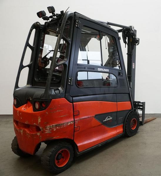 Linde E 25/600 HL 387 - Carretilla elevadora eléctrica: foto 2 Linde E 25/600 HL 387 - Carretilla elevadora eléctrica: foto 2